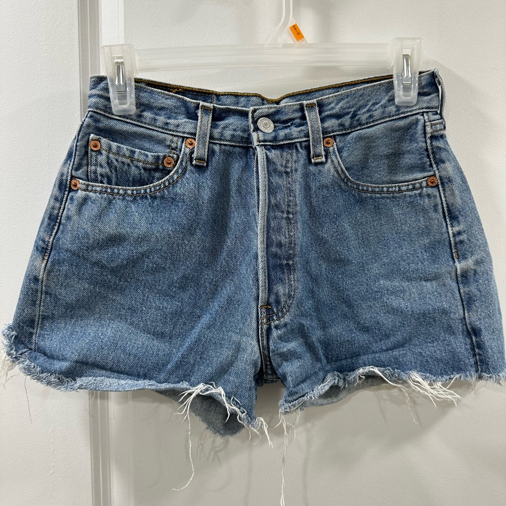 VINTAGE LEVIS SHORTS